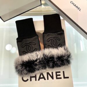 Chanel Lambskin Gloves Woman