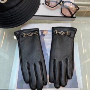 Gucci leather gloves woman touchscreen compatible