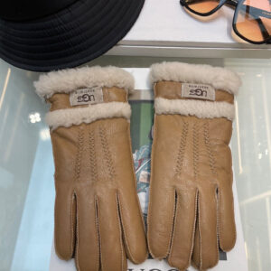 UGG Sheepskin Gloves Woman
