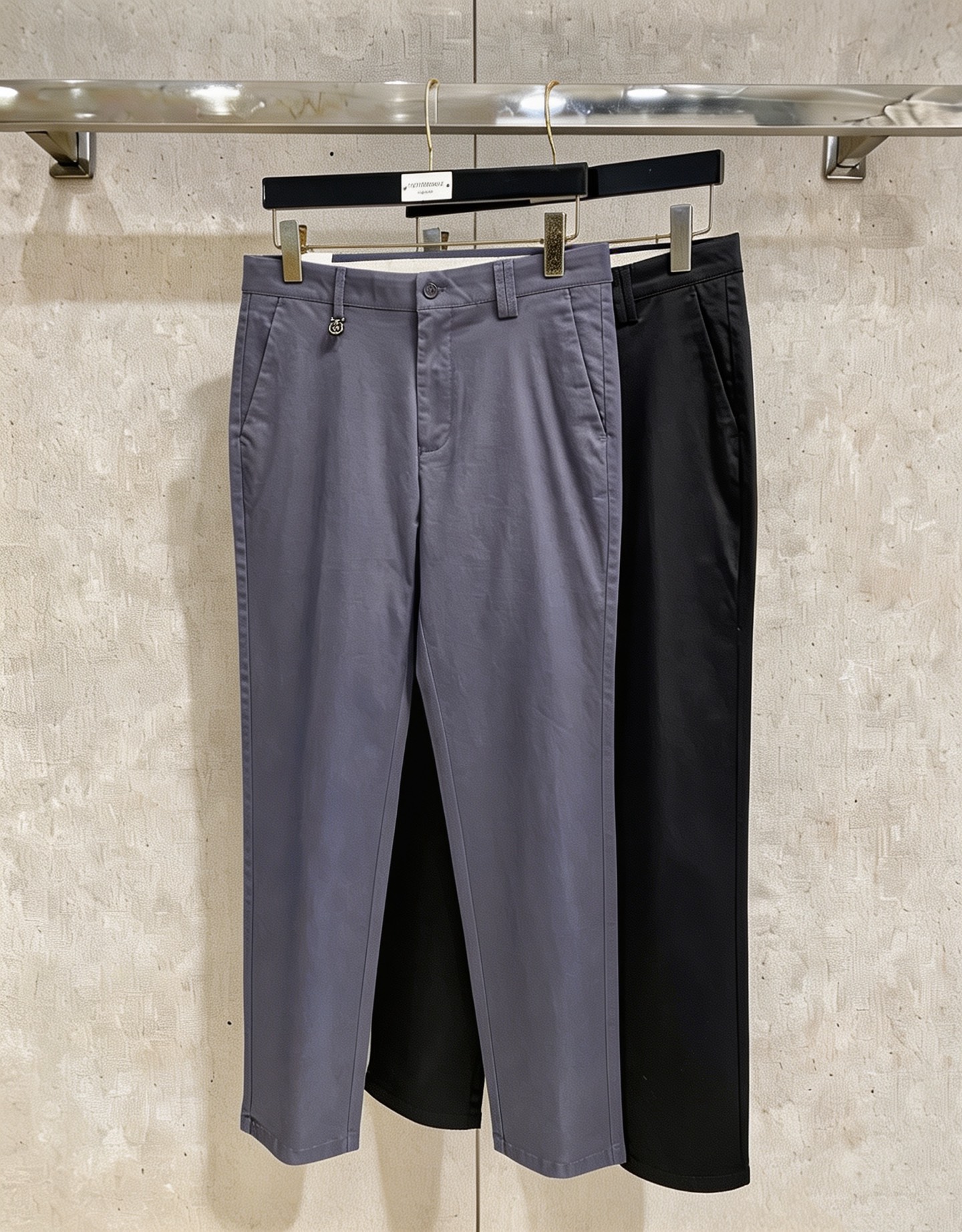 GUCCI Slacks Size: 29-40
