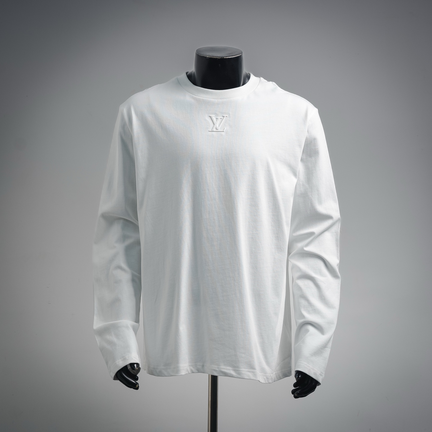 LV Long Sleeve T-Shirt Size S-XL