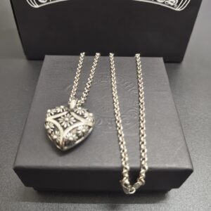 Chrome Hearts Retro