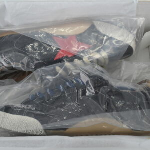 Golden Goose True Star Black Glossy Film