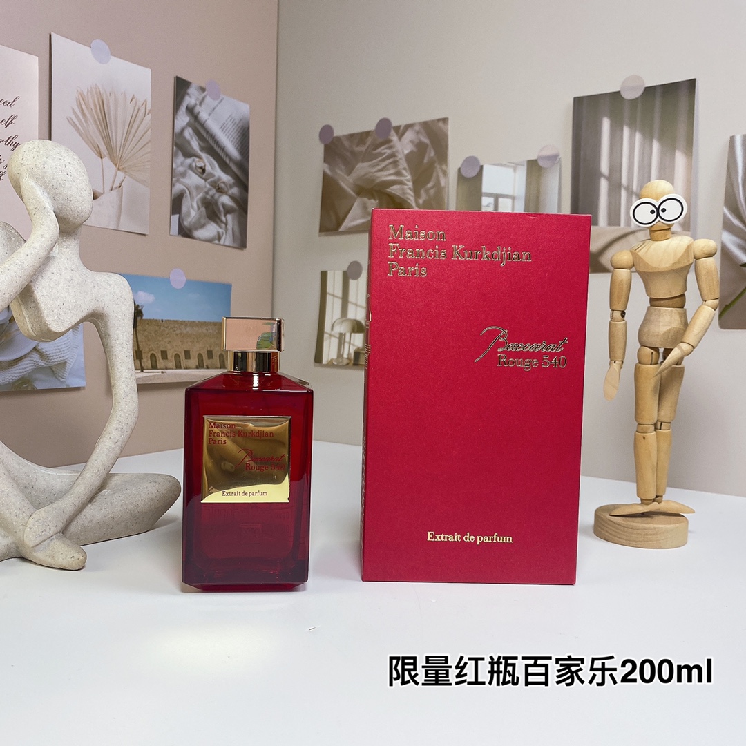 200ml Maison Francis Kurkdjian Baccarat Rouge 540 Extrait LimitedEdition 2021 200ml Maison Francis Kurkdjian Baccarat Rouge 540 Extrait LimitedEdition 2021