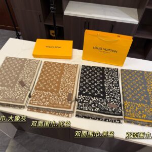 LV Scarf