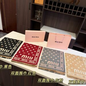 MIUMIU Scarf