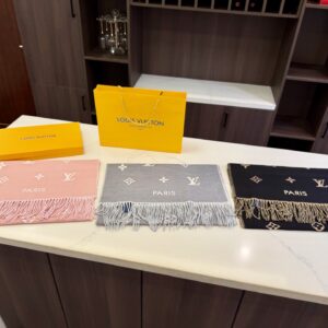 LV Scarf