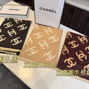 CHANEL Scarf