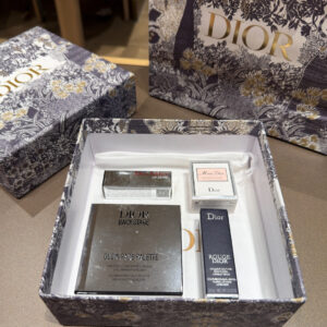 Dior Four-Grid Makeup Gift Set