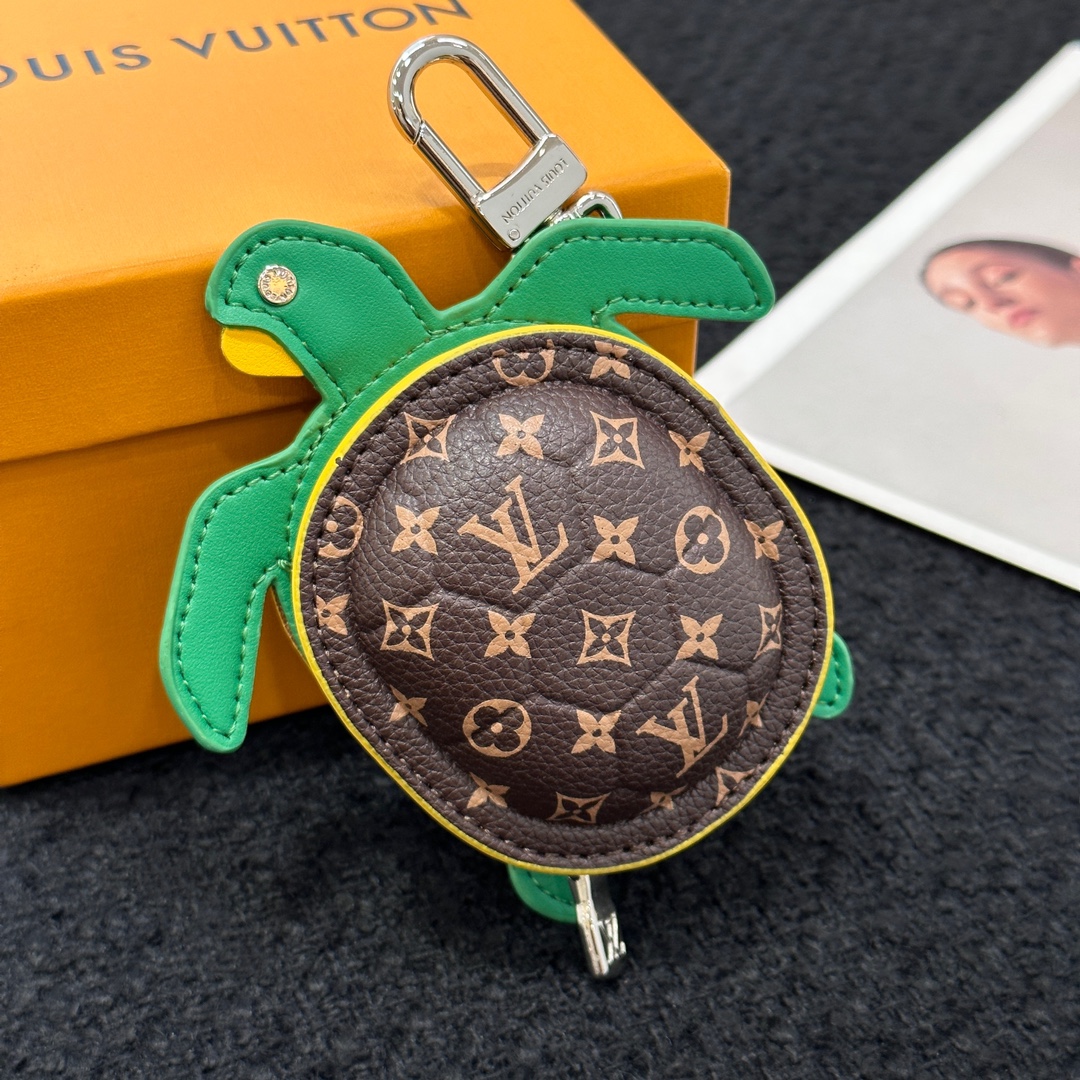 Louis Vuitton Turtle Pouch Louis Vuitton Turtle Pouch