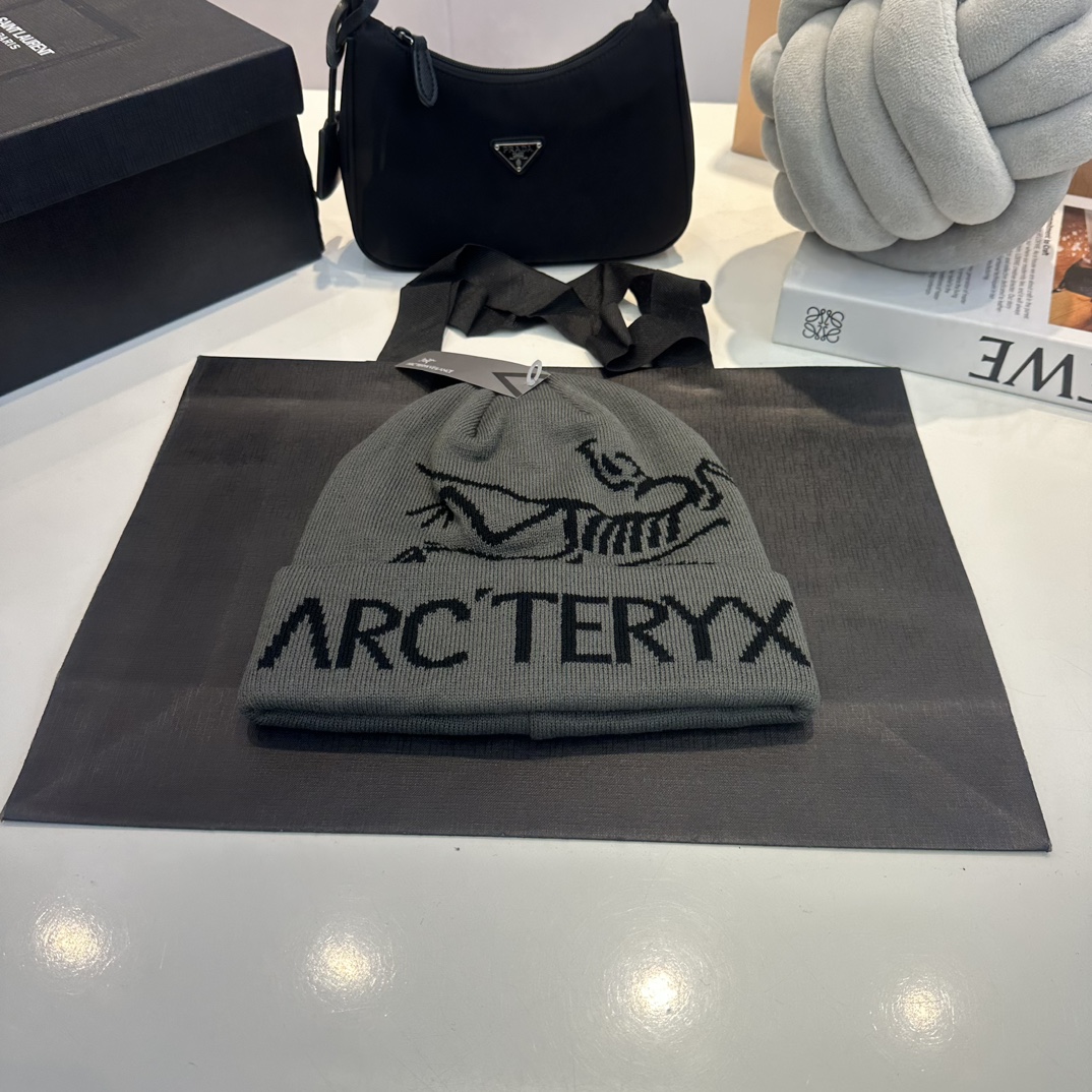 ARC’TERYX ARC’TERYX