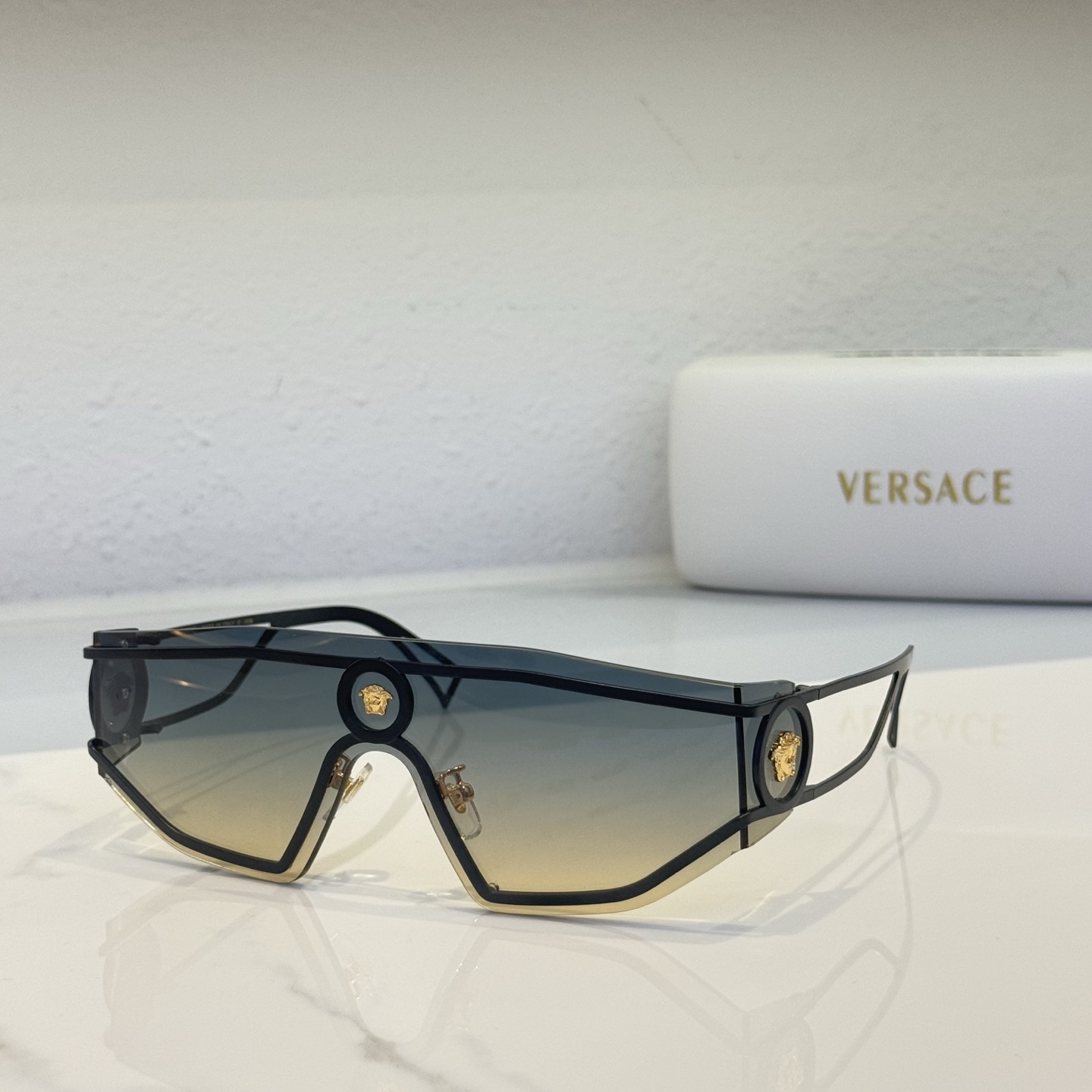 Versace Model: VE2226 Size: 145-0-116