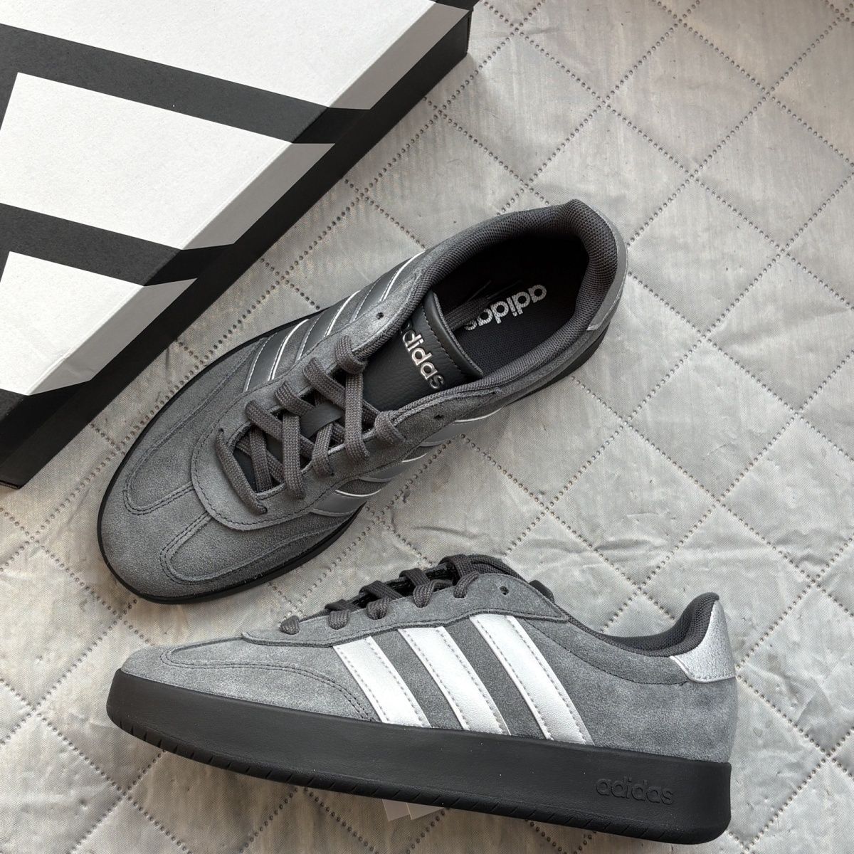 Adidas BARREDA DECODE Size: 36-45 Adidas BARREDA DECODE Size: 36-45