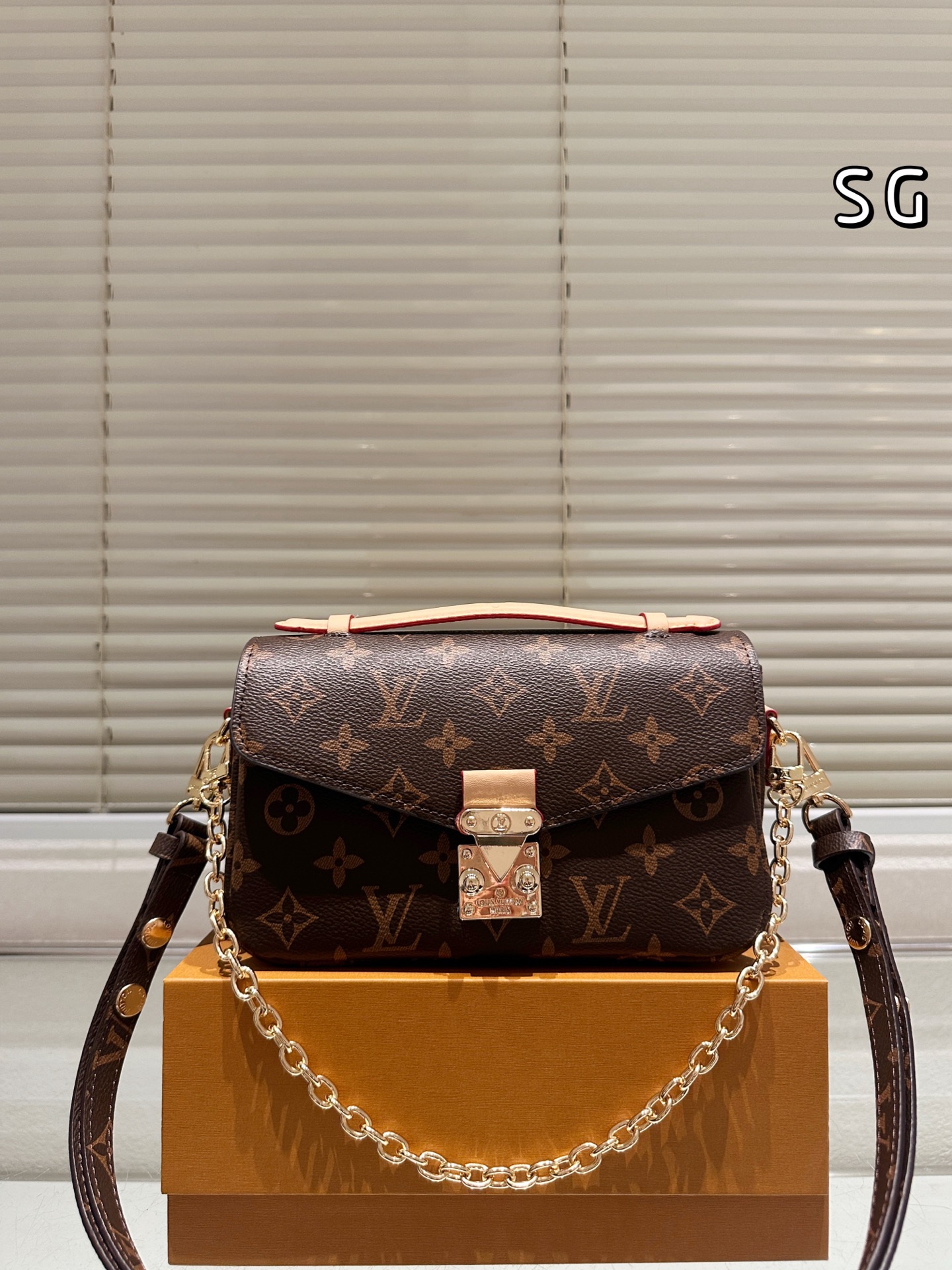 LV